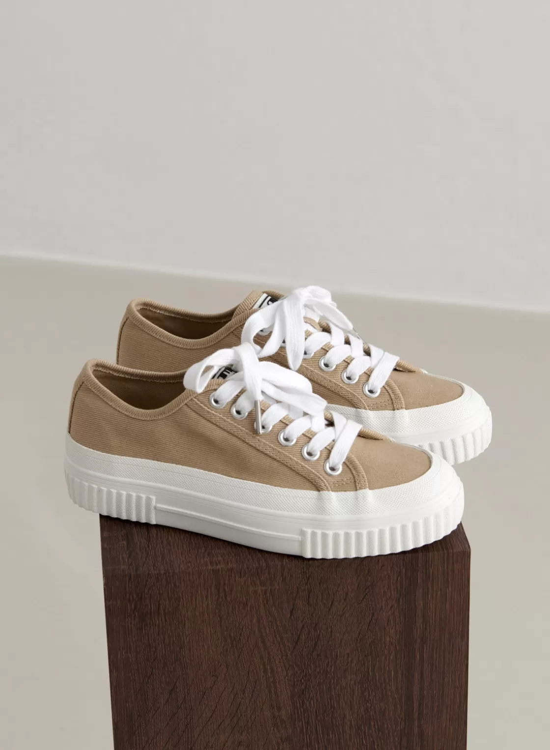 AIM’N Cotton Canvas Sneakers Beige Store