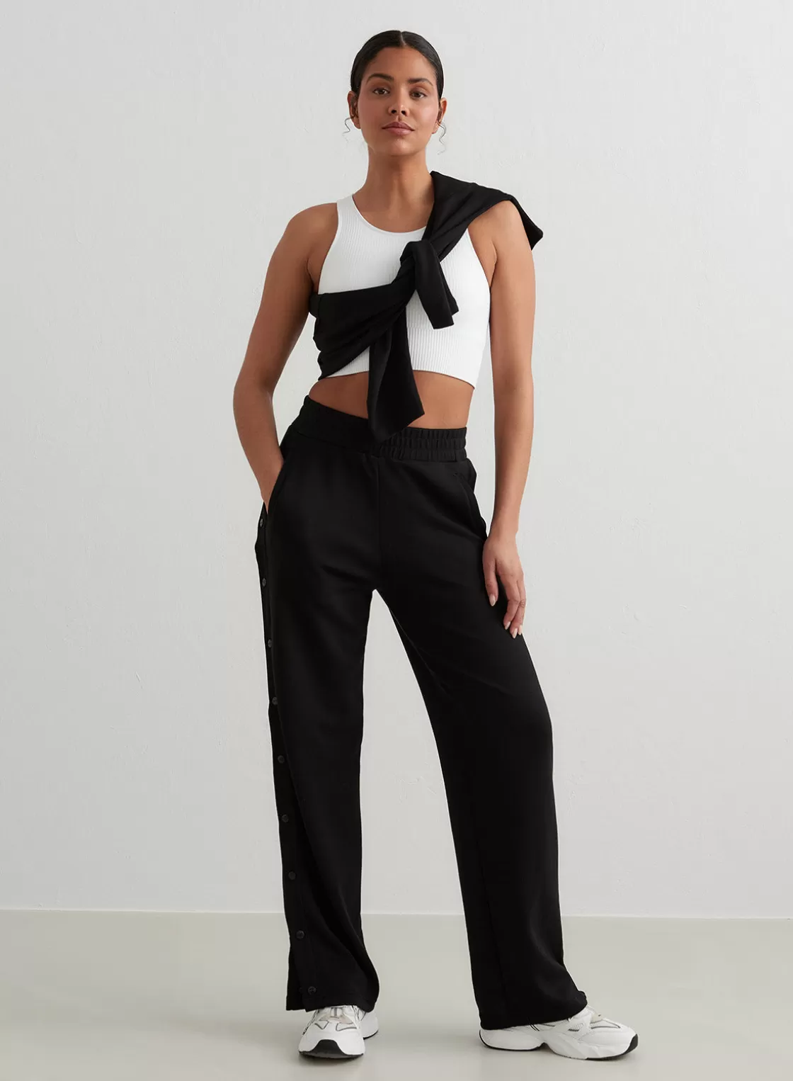 AIM’N Comfy Buttoned Pants Black Outlet