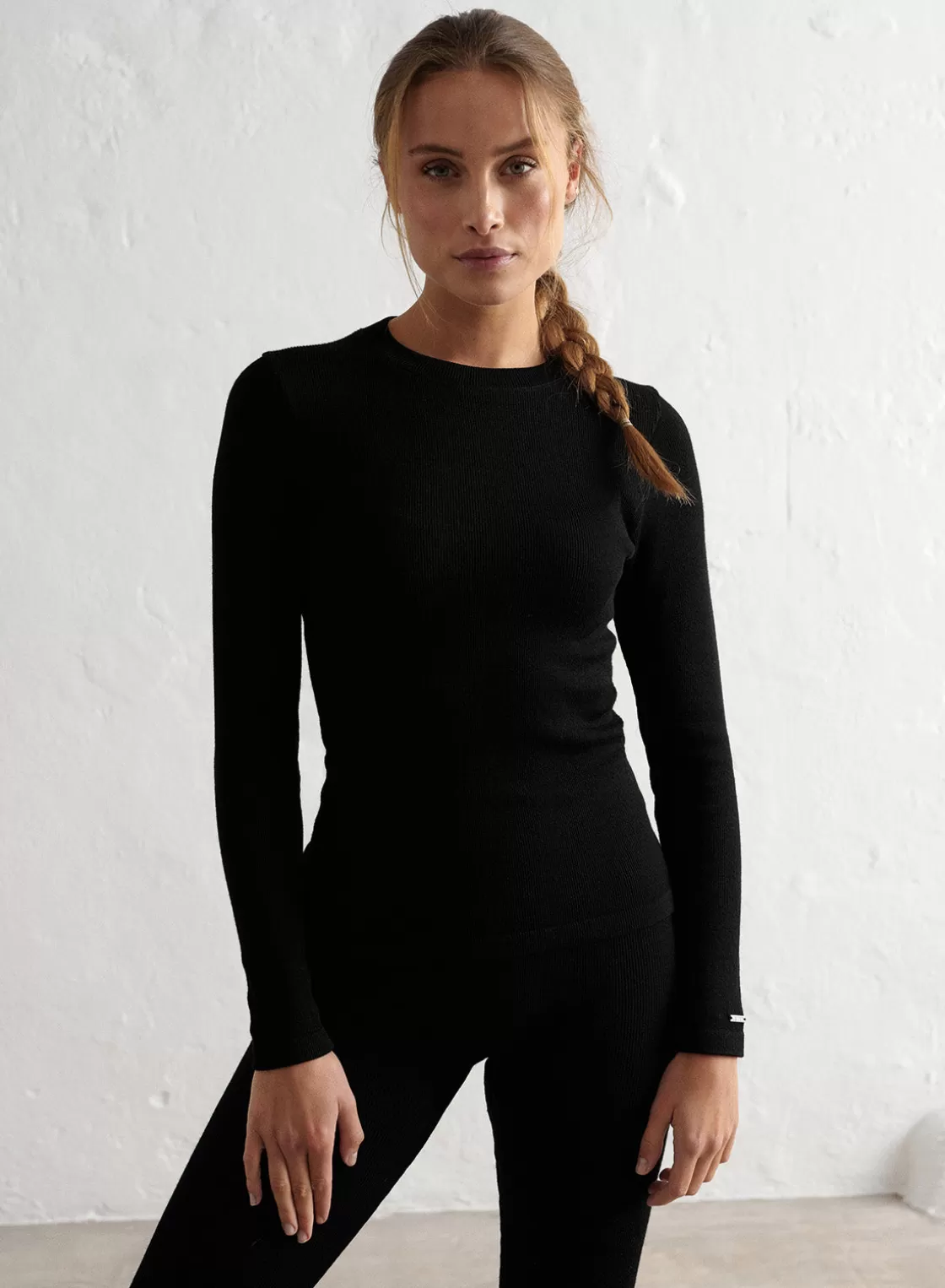 AIM’N Ribbed Wool Long Sleeve Black Online