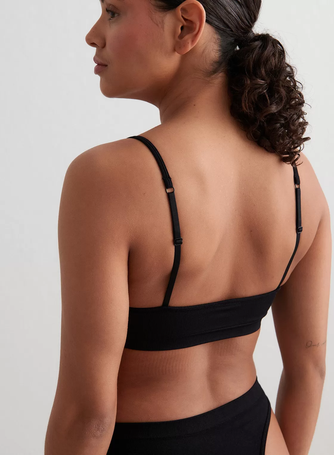 AIM’N Seamless Bra Black Clearance