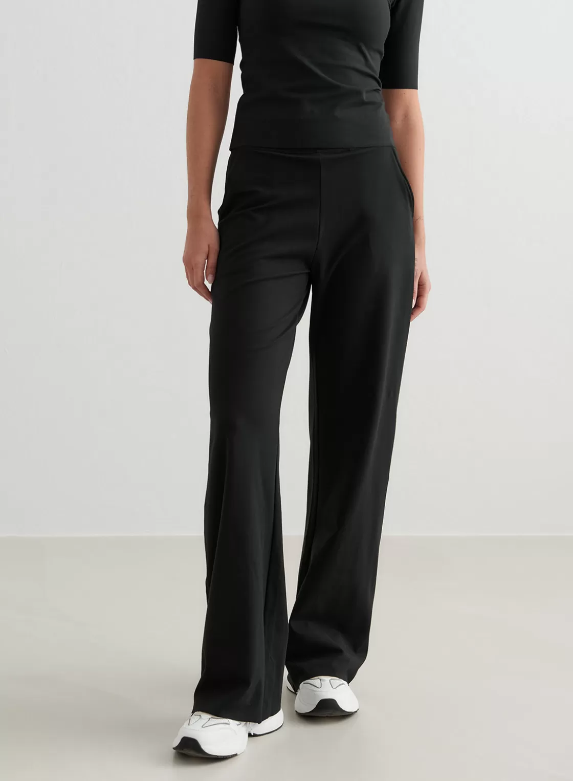 AIM’N Sense Wide Pants Black Flash Sale