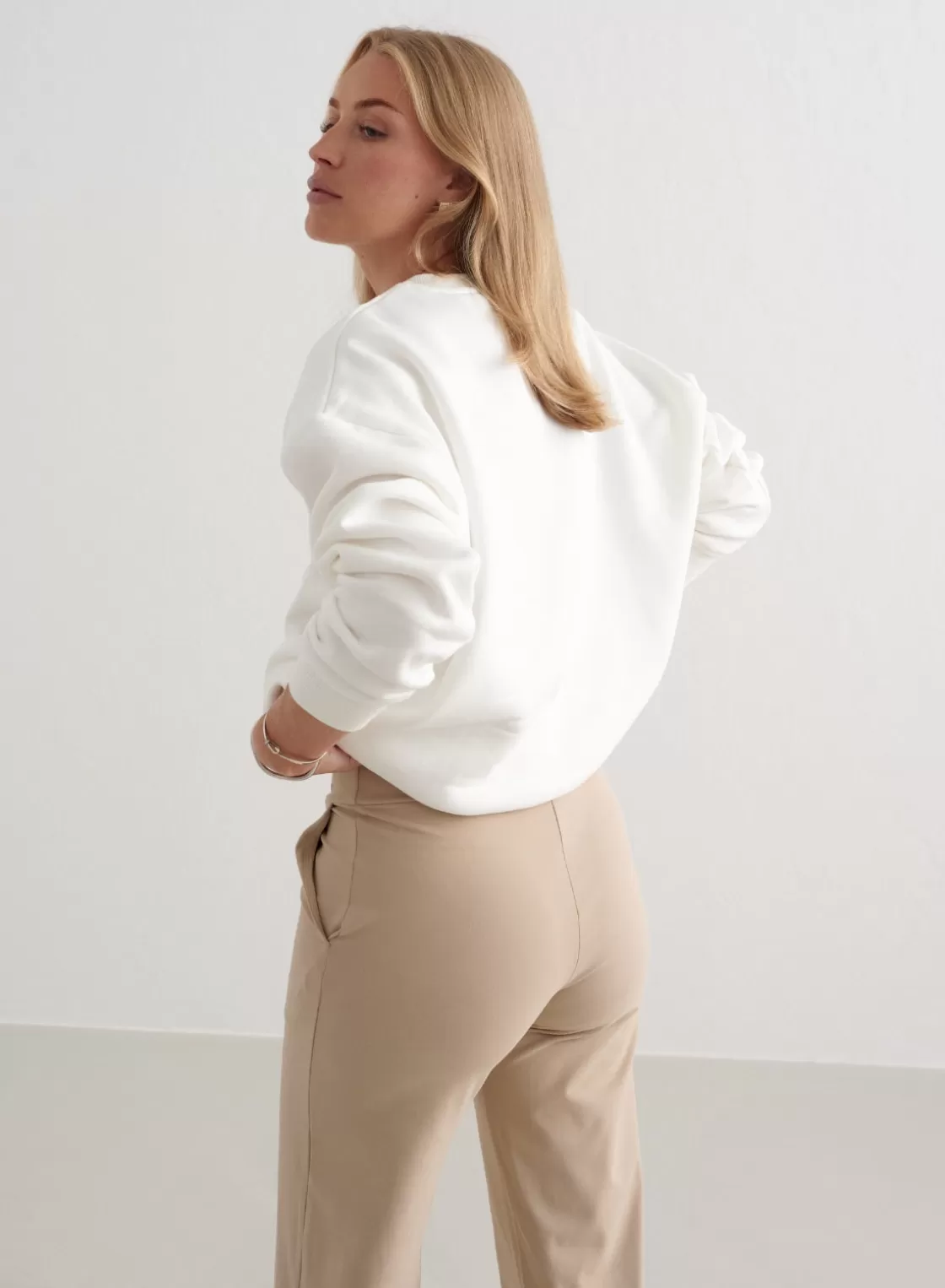 AIM’N Heritage Sweatshirt Off white Discount