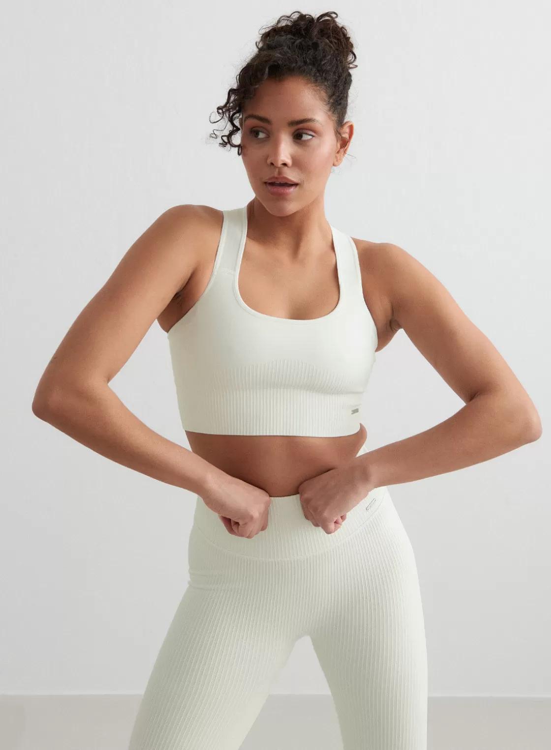 AIM’N Off-White Ribbed Seamless High Support Bra Off white Store