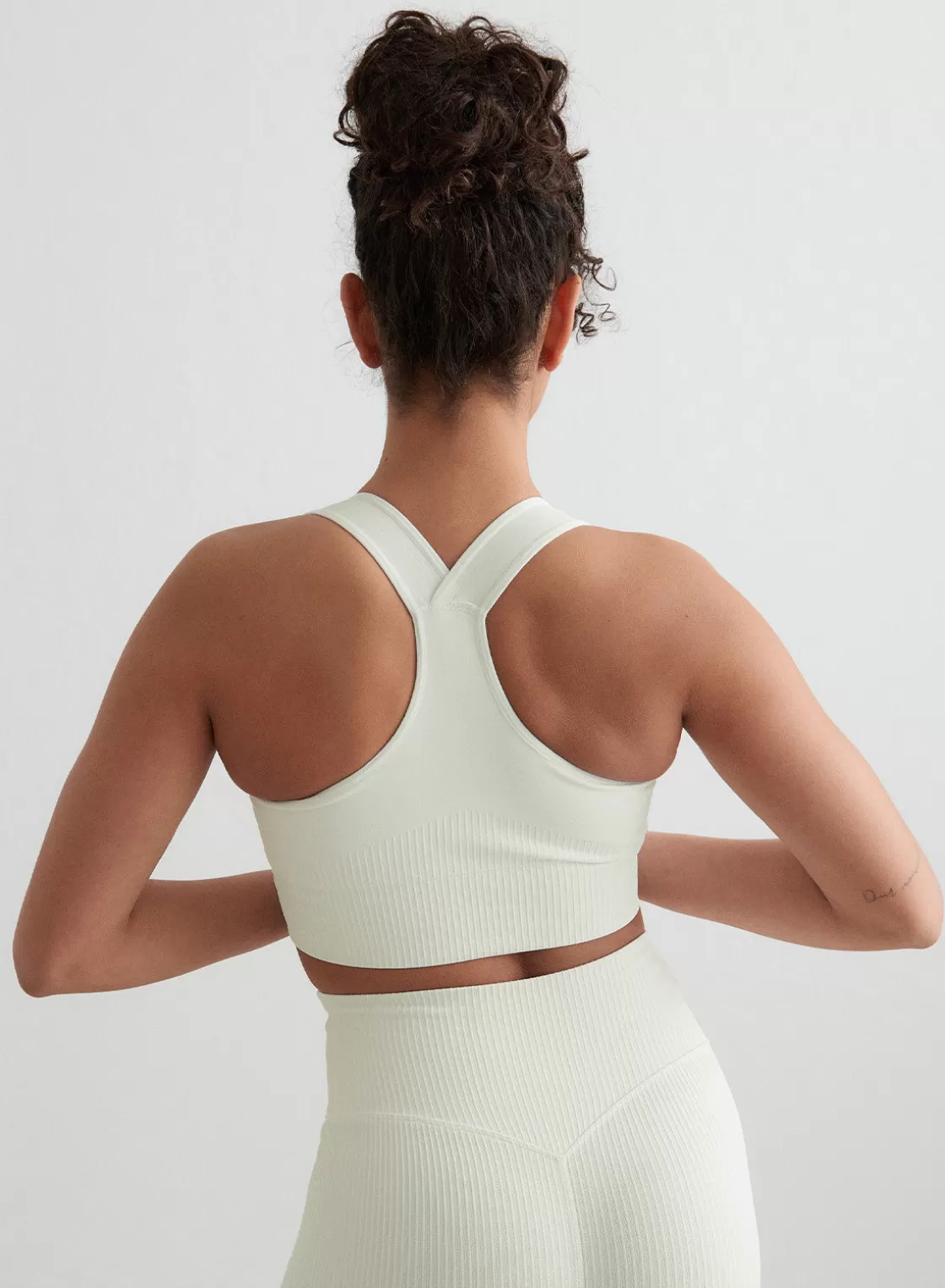 AIM’N Off-White Ribbed Seamless High Support Bra Off white Store