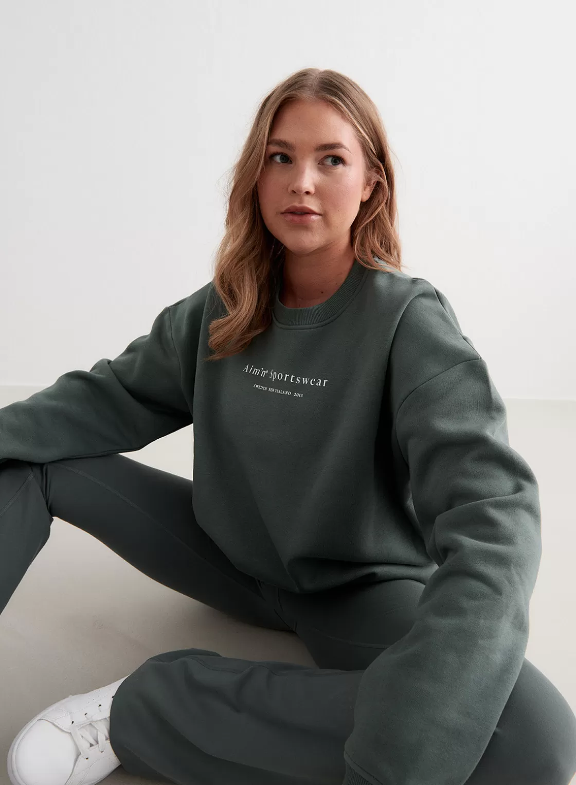 AIM’N Serif Sweatshirt Sage Outlet