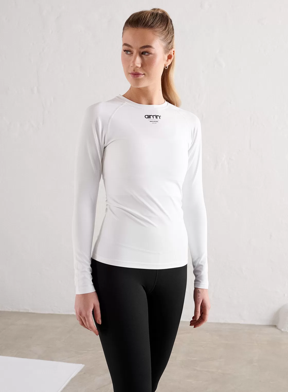 AIM’N Edge Core Long Sleeve White Fashion