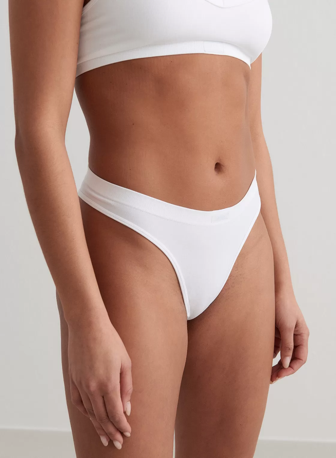 AIM’N Seamless Thong White Discount