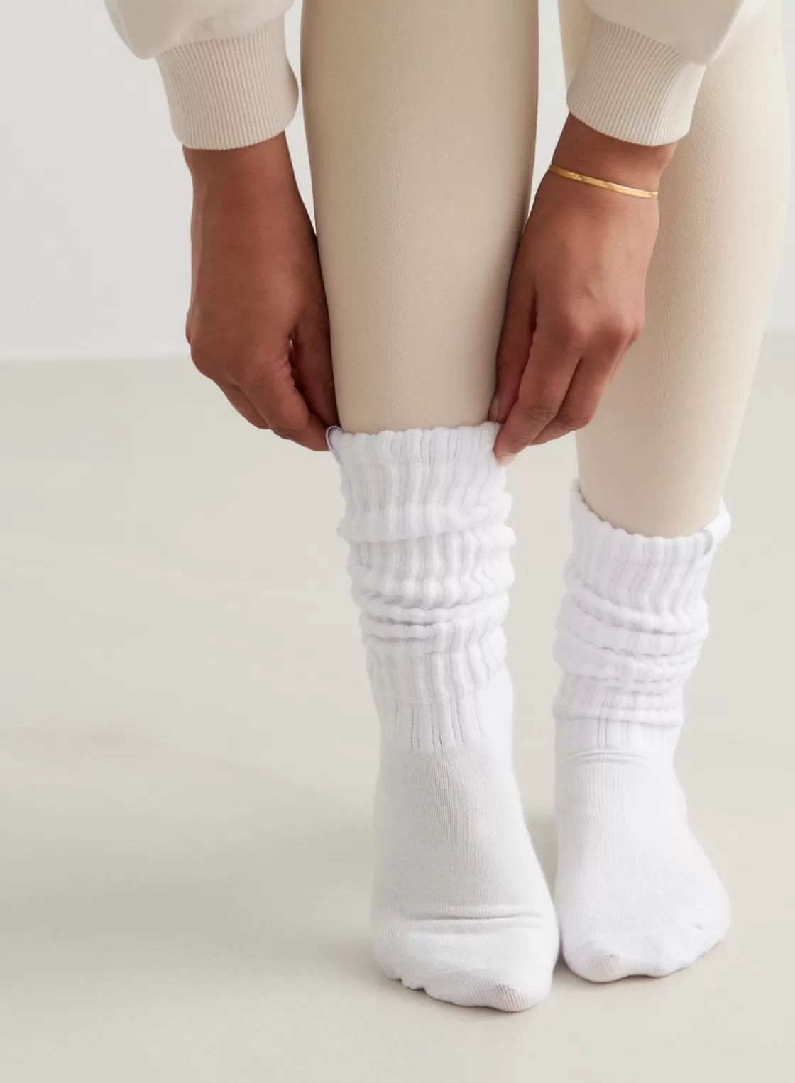 AIM’N Slouch Socks White Sale